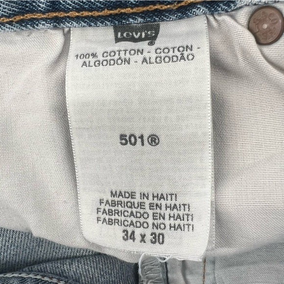 Levi’s 501 Button Fly Distressed Rough Hem Straight Leg Jeans Size 34 x 30 Men’s - Picture 5 of 5